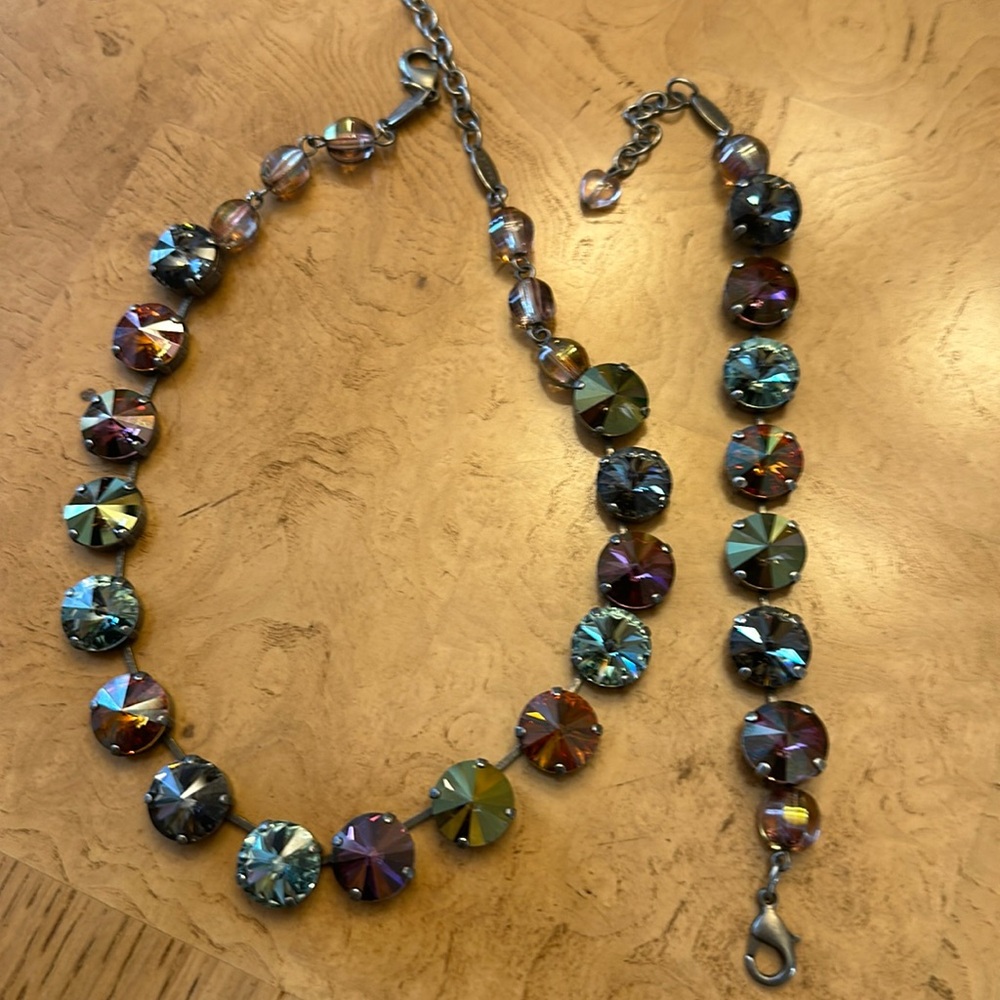 Sabika set.  Necklace and bracelet